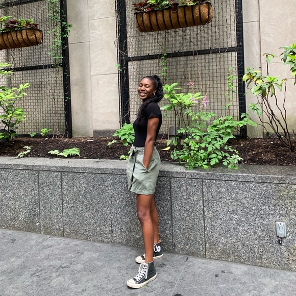 Meet your Posher, Joanne - Picture 1 of 1